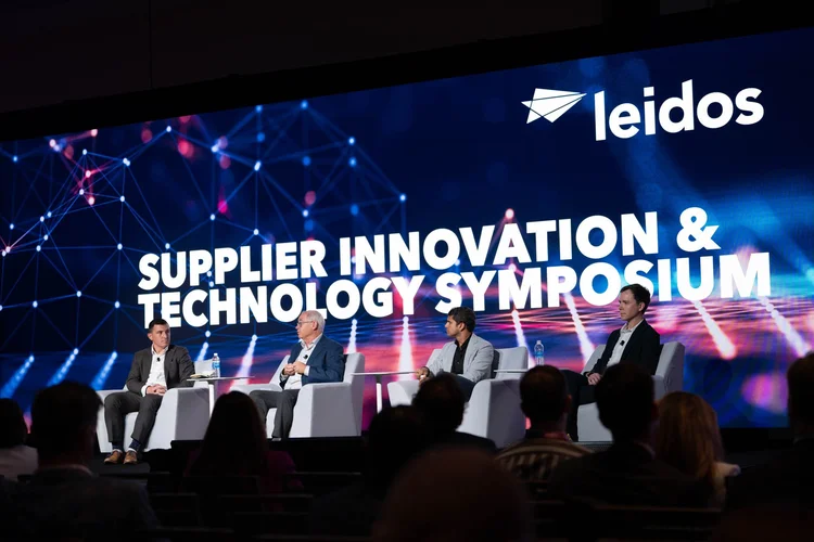 Leidos executive panel discussion - event photography